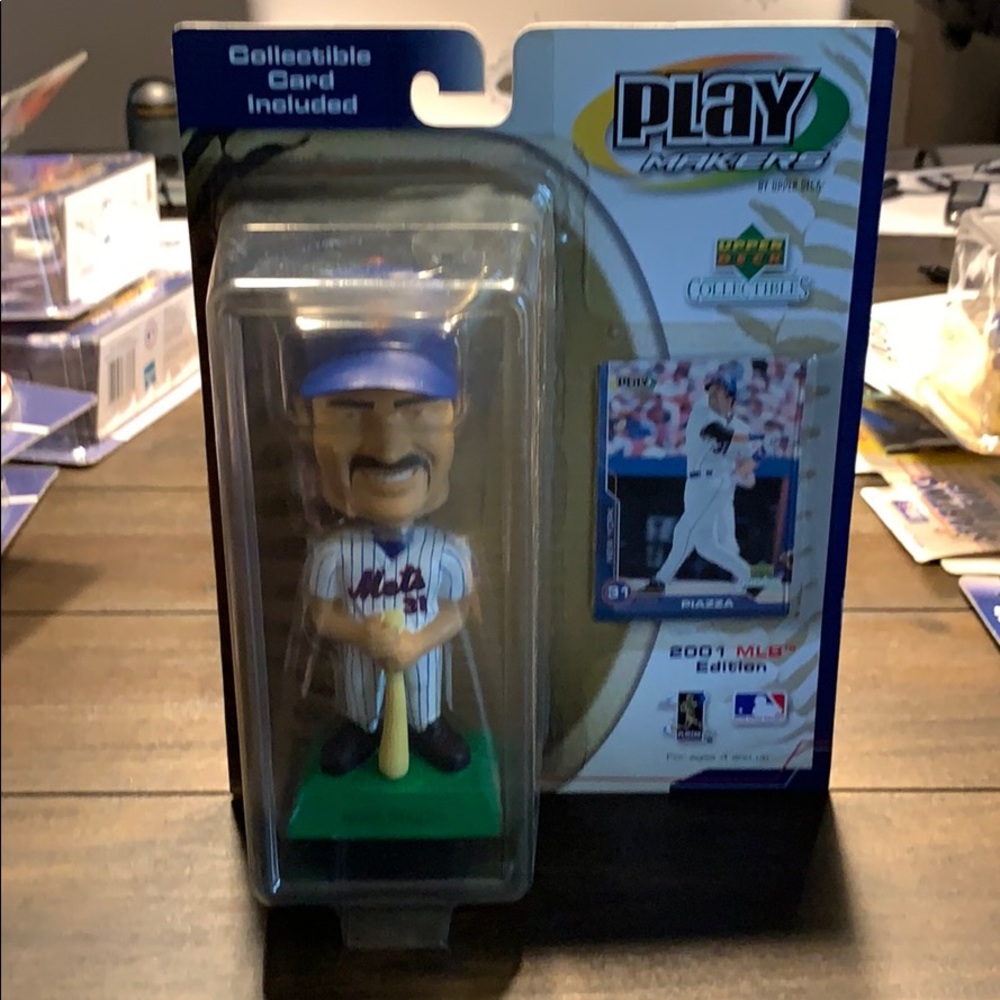 Mike Piazza 2001 Upper Deck bobble head in box